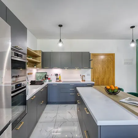 The Haven San Ġiljan